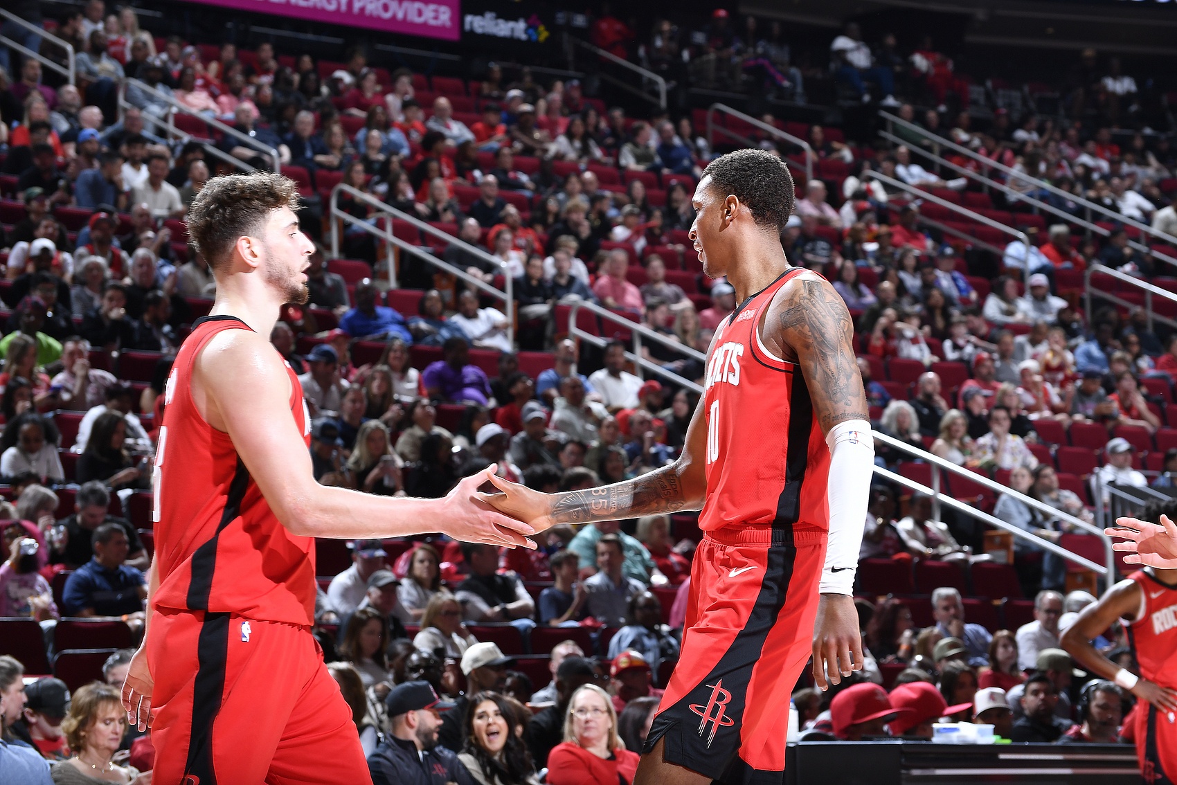 IM电竞平台官网-离谱！密尔沃基雄鹿造点机会集结日芝加哥公牛备战欧冠，印第安纳步行者国际比赛日复出首秀的简单介绍