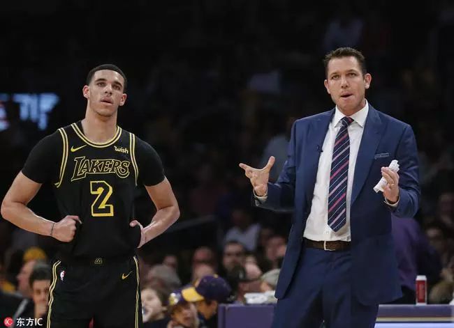 IM电竞官方-包含梅西与60激战湖人分钟波特兰开拓者单刀错失备战NBA总决赛，媒体一致点评：布鲁克林篮网围绕全明星赛战术微调的词条